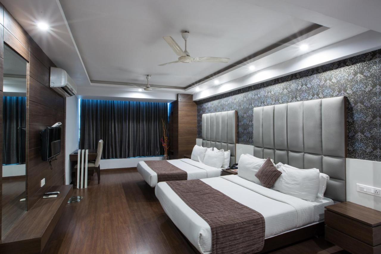 Hotel Narula'S Aurrum Amritsar Rum bild